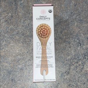 Daily concepts daily facial dry brush